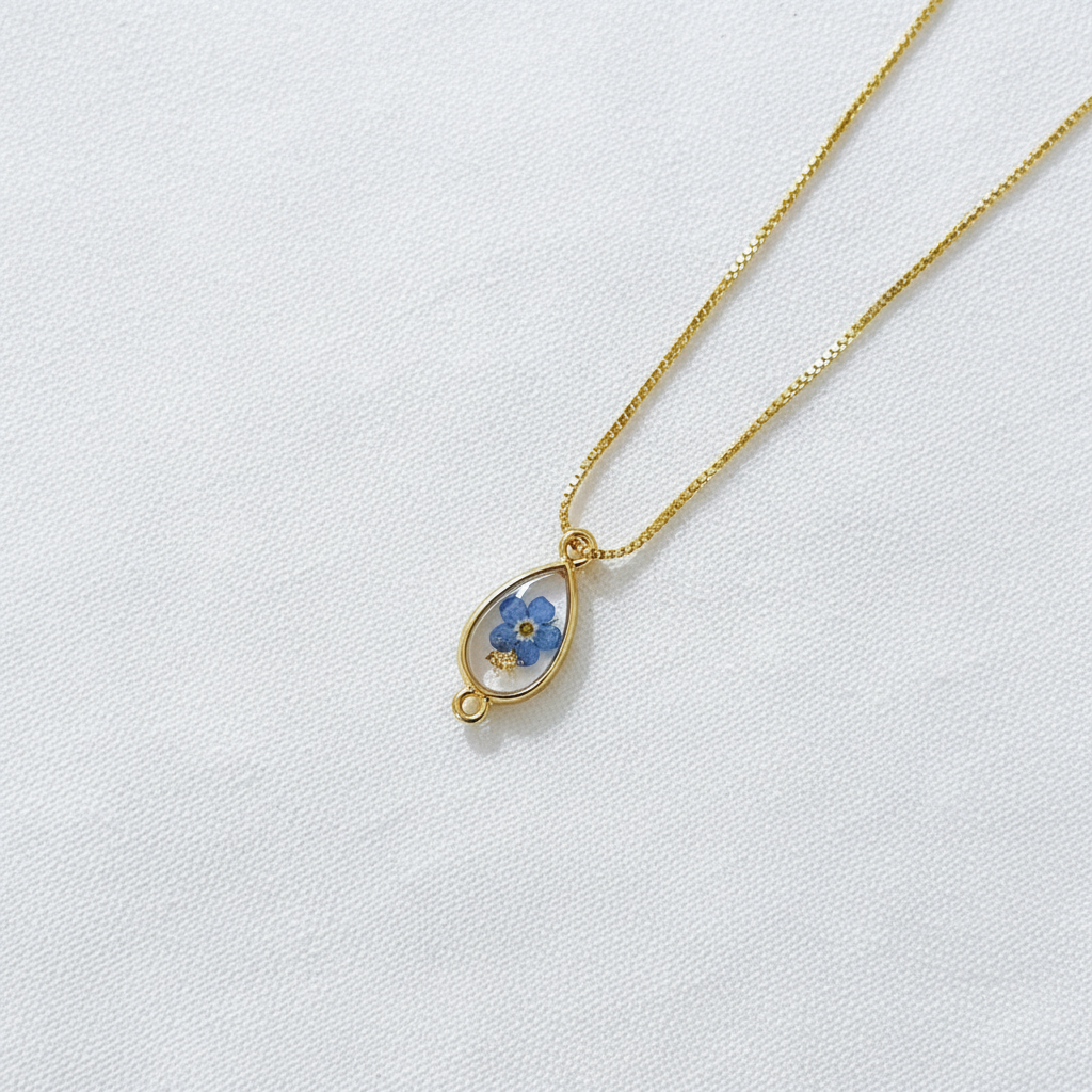 Encased Forget-Me-Not Adjustable Slider Bracelet, Floral Resin Jewelry, Botanical Gift for Her