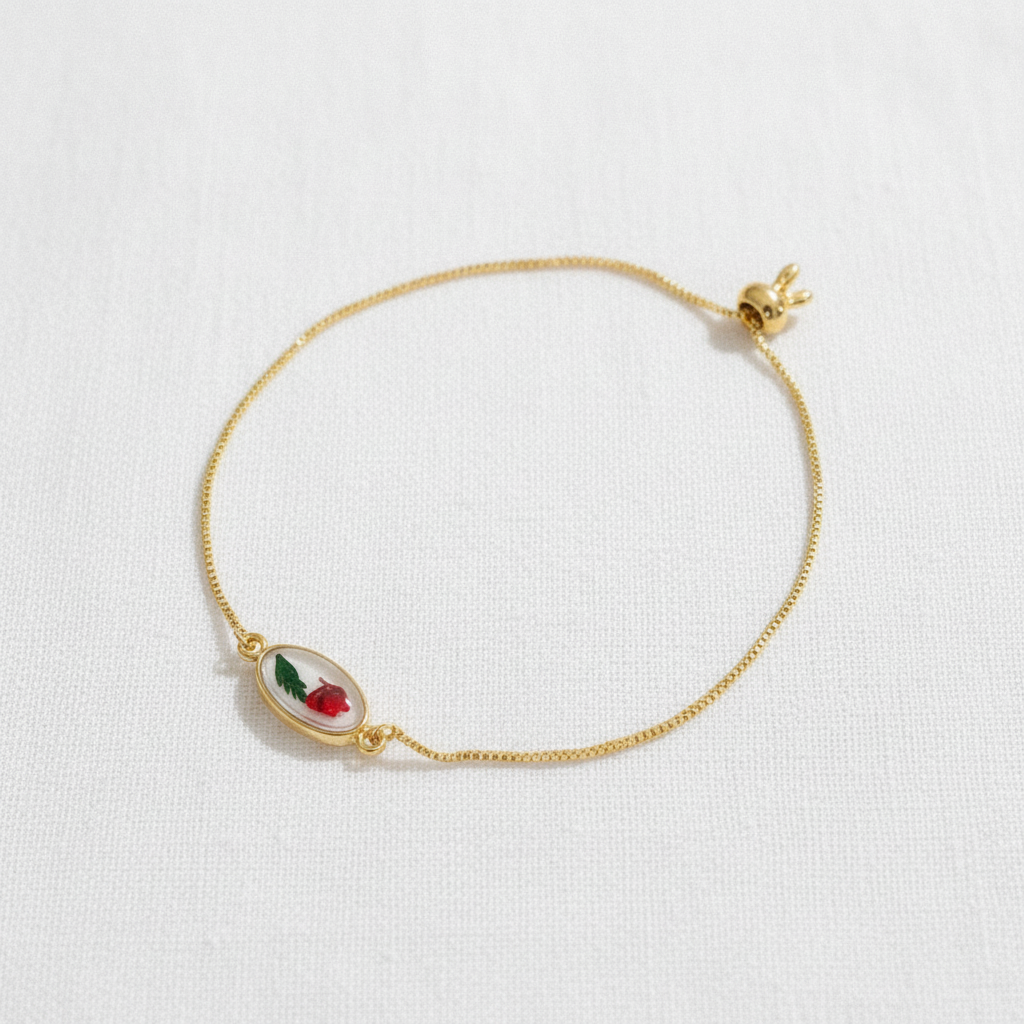 Star and Moon Botanical Slider Bracelet, Dried Flower Jewelry, Adjustable Celestial Nature Bracelet