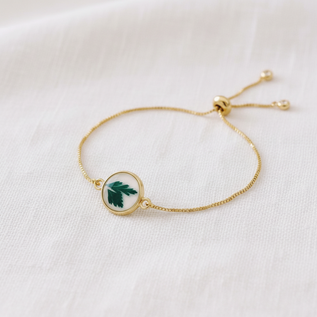 Geometric Botanical Leaf Slider Bracelet, Preserved Dried Flower Jewelry, Adjustable Nature Inspired Bracelet