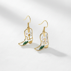 Dried Flower Cowboy Boot Dangle Earrings, Western Floral Earrings, Botanical Resin Jewelry, Cowgirl Gift for Her