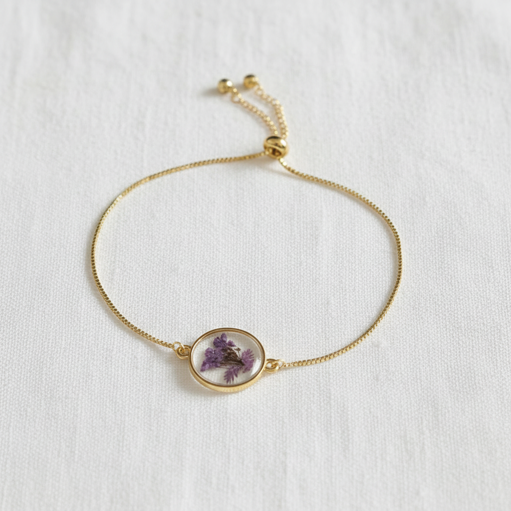 Dried Flower Disc Adjustable Slider Bracelet, Botanical Resin Jewelry, Nature Inspired Bracelet, Gift for Her