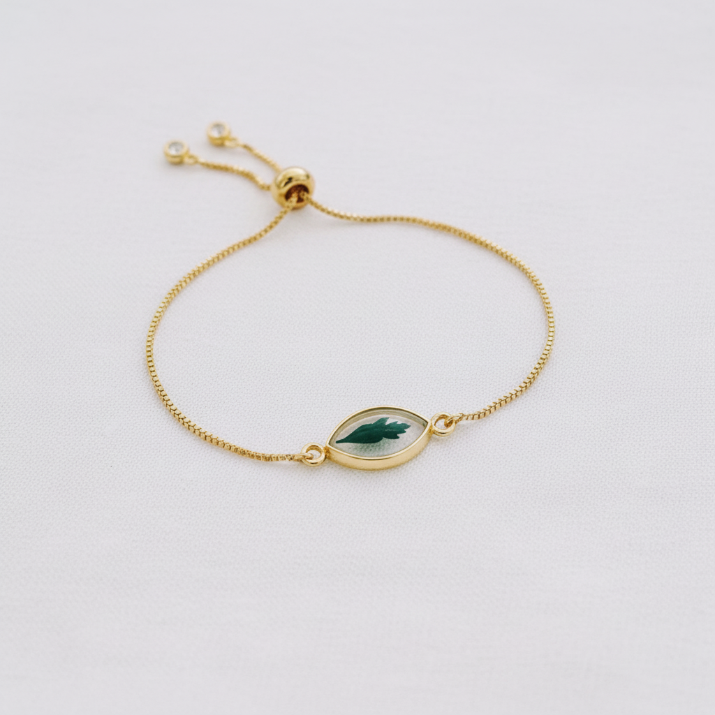 Geometric Botanical Leaf Slider Bracelet, Preserved Dried Flower Jewelry, Adjustable Nature Inspired Bracelet
