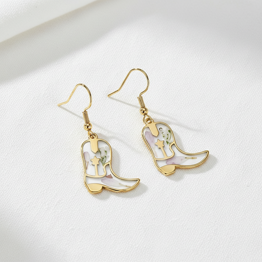 Dried Flower Cowboy Boot Dangle Earrings, Western Floral Earrings, Botanical Resin Jewelry, Cowgirl Gift for Her