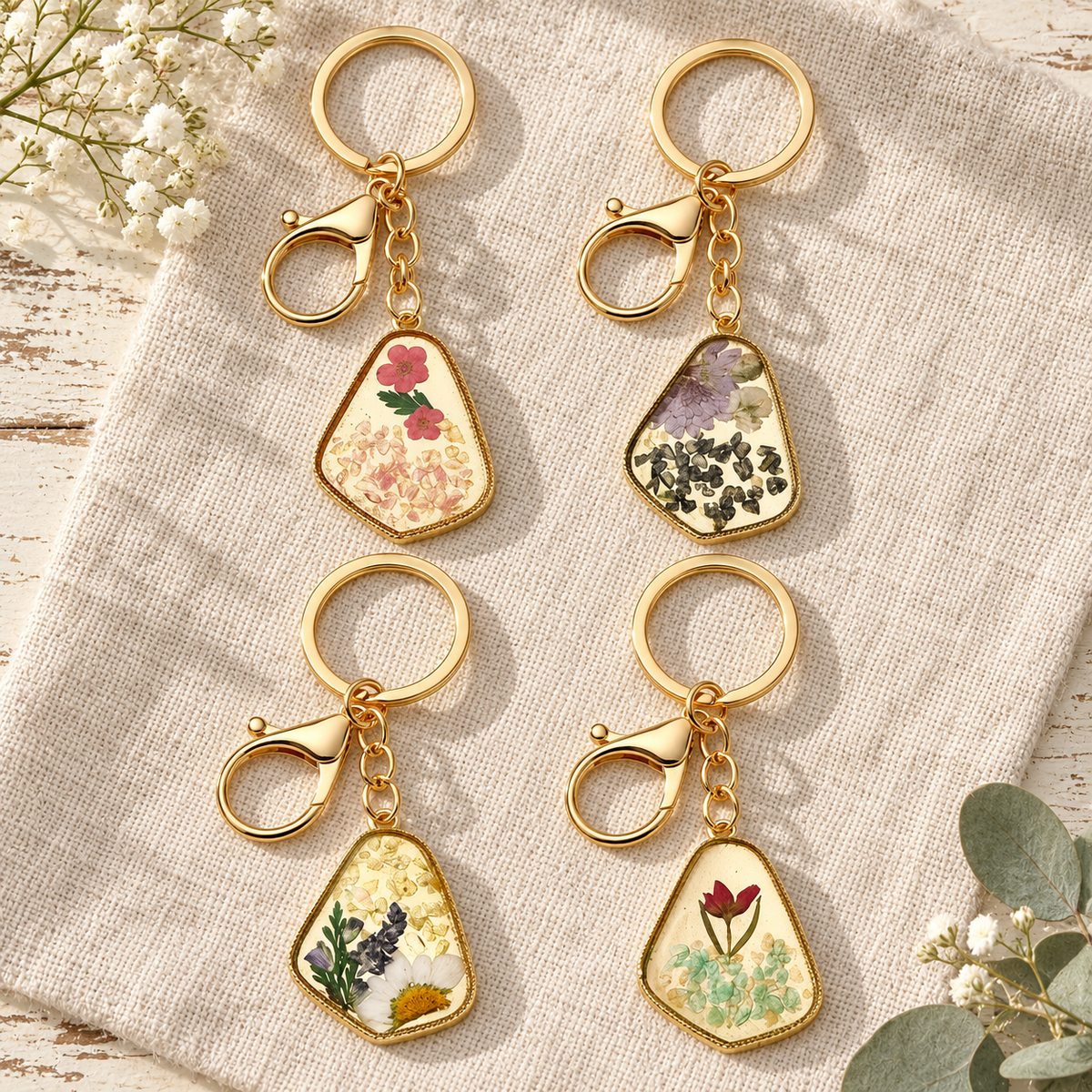 Preserved Flower and Stone Keychain Charm, Geometric Botanical Resin Accessory, Nature Inspired Gift