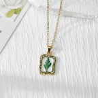 Real Dried Flower Frame Necklace, Adjustable Botanical Resin Pendant, Nature Inspired Gift for Her