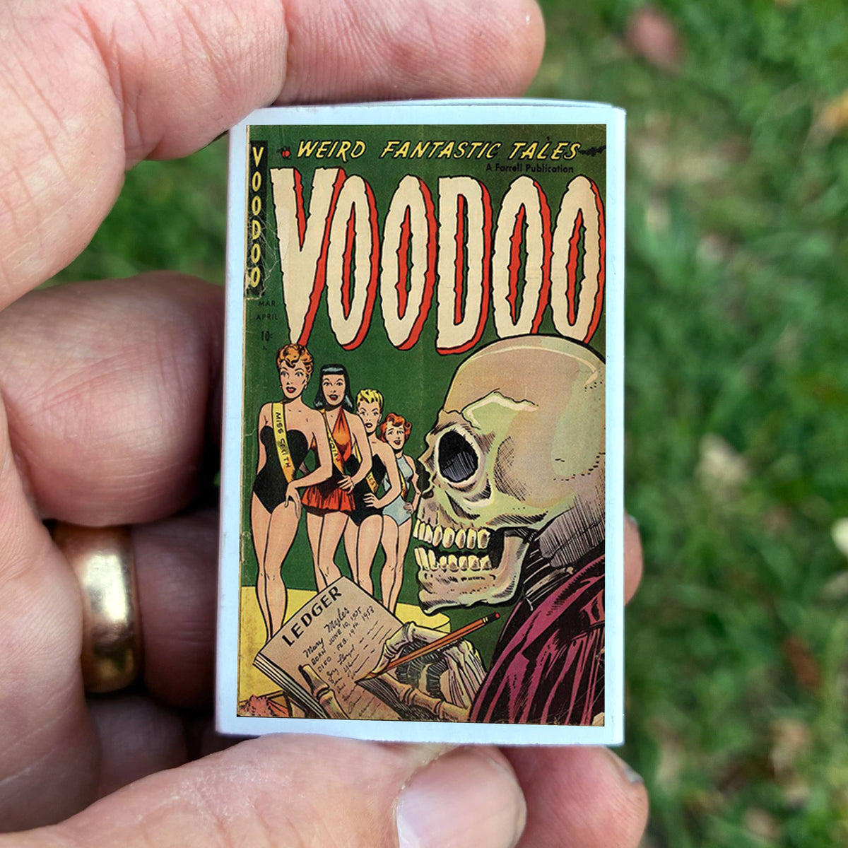 Voodoo Horror Comic Matchbox – Vintage Pulp Art Matches, Gothic Halloween Décor