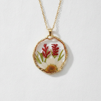 Colorful Preserved Daisy Pendant Necklace, Real Dried Flower Resin Jewelry, Botanical Nature Inspired Gift for Her
