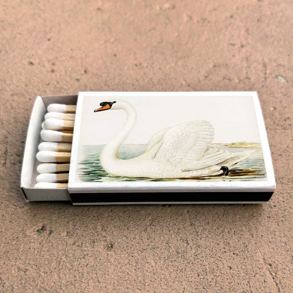 Vintage Swan Matchbox – Elegant Bird Matches, Cottagecore Home Décor, Candle Accessory