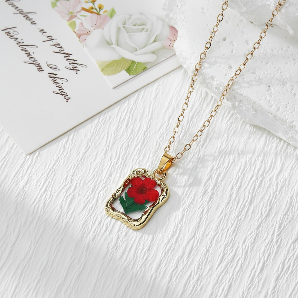 Real Dried Flower Frame Necklace, Adjustable Botanical Resin Pendant, Nature Inspired Gift for Her